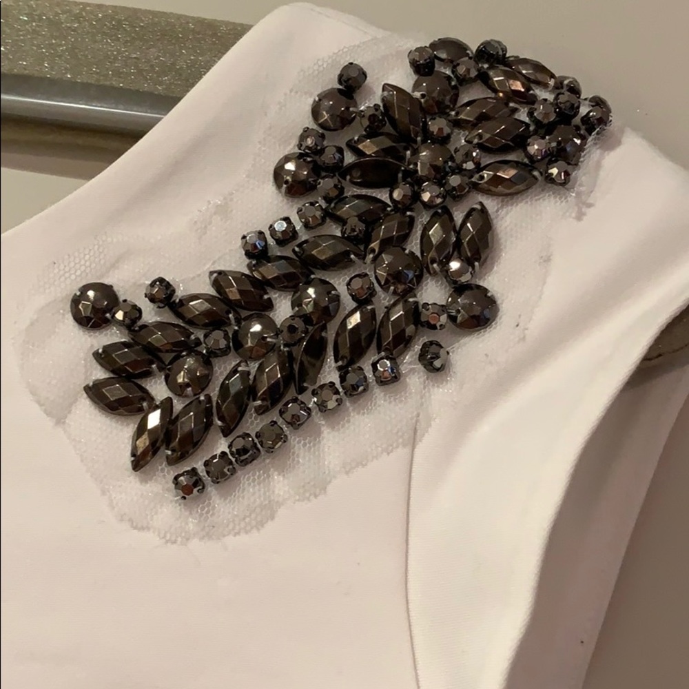 Zara white dress with black rhodium accents - Picture 2 of 4